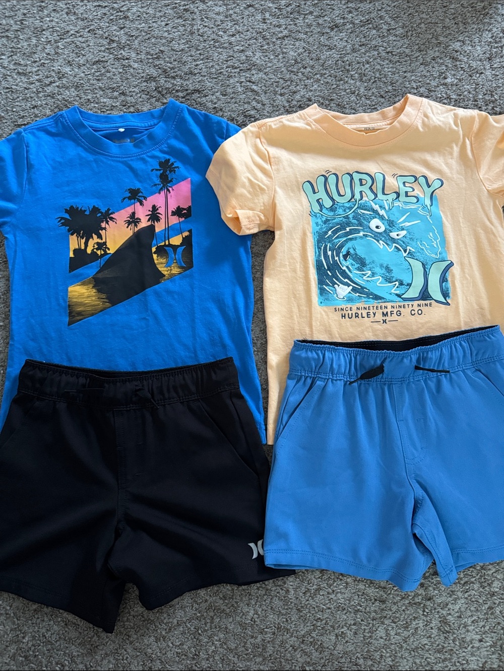 Hurley boy size XS 4/5 Outfits-EUC